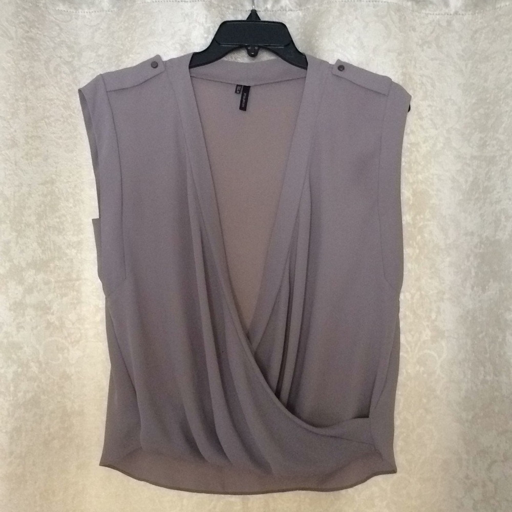 Maurice’s top